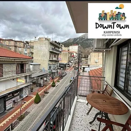 Down Town Karpenhsi Apartamento Karpenísion